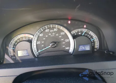 2012 Toyota Camry Se z USA, uszkodzony, nr VIN 4T1BF1FK6CU145638